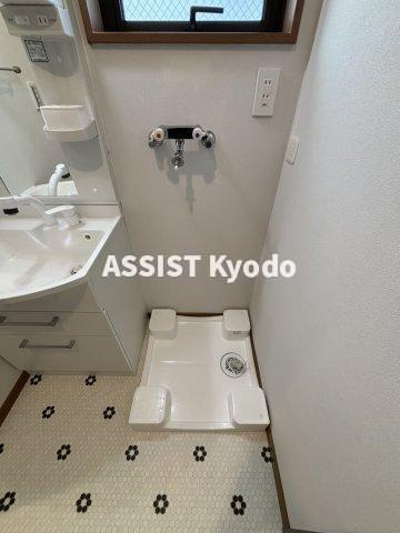 世田谷区桜上水３丁目の一戸建ての洗面所