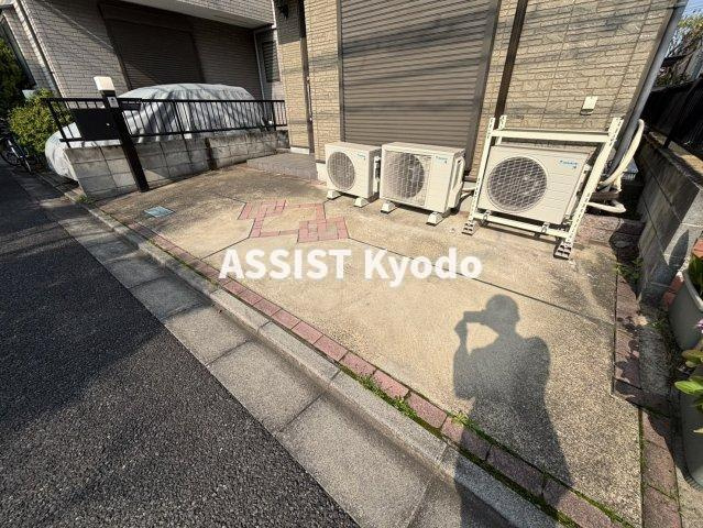世田谷区桜上水３丁目の一戸建ての駐車場