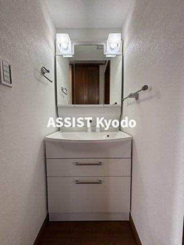 世田谷区桜上水３丁目の一戸建ての洗面所