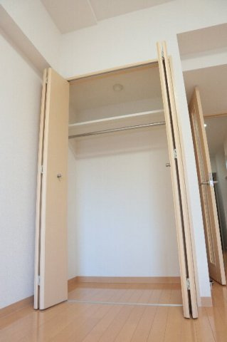 【収納】 | らふぃね壱番館 | 収納も広々お荷物の多い方にも安心です。