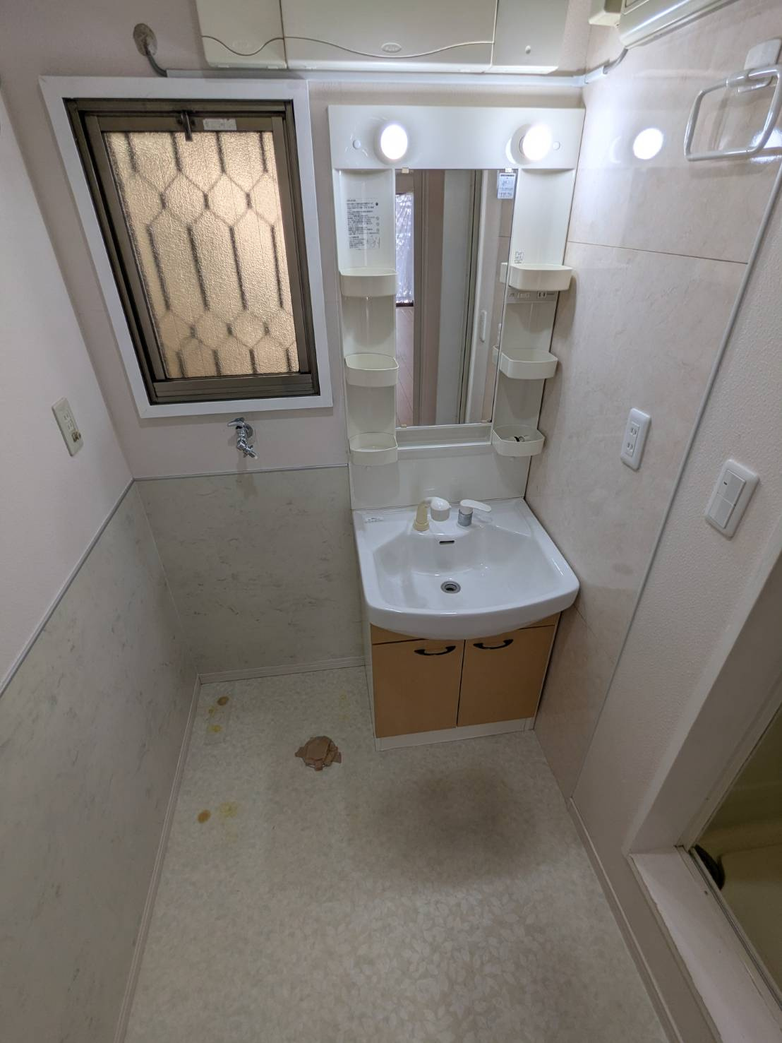 和歌山市直川・中古戸建・54814の洗面所