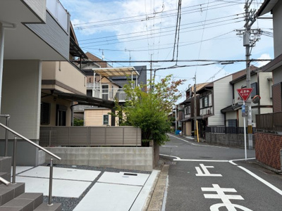 【前面道路含む現地写真】 | 紫竹西北町　新築戸建 | 閑静な住宅街です