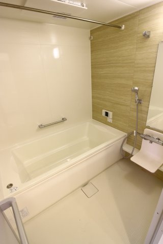 メゾンドラピスラジュリの浴室|※同ハウスメーカー施工の参考写真