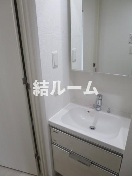 北区栄町の賃貸マンションの洗面所