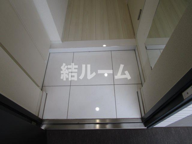北区栄町の賃貸マンションの玄関