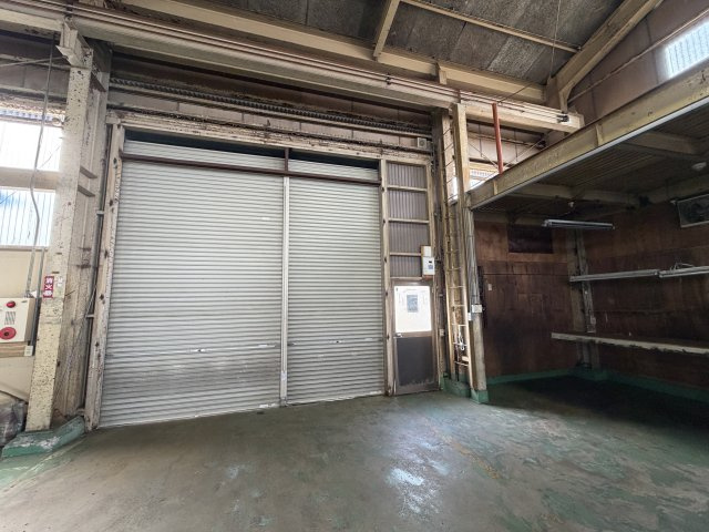 日栄工場の内装|1F