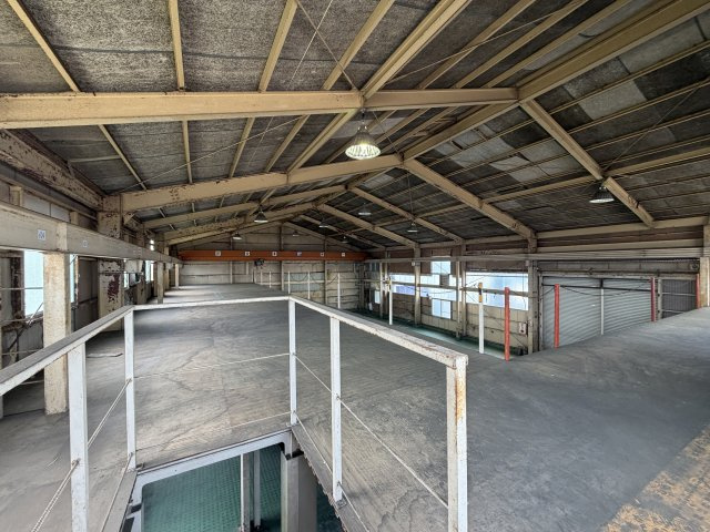 日栄工場の内装|2F