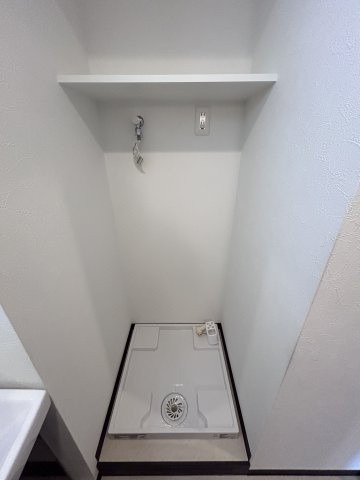 プレジオ江坂IIの洗面所|プレジオ江坂II　洗濯パン
