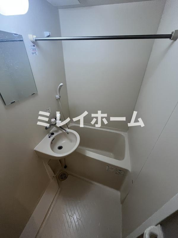 カスティーロ上池台の浴室