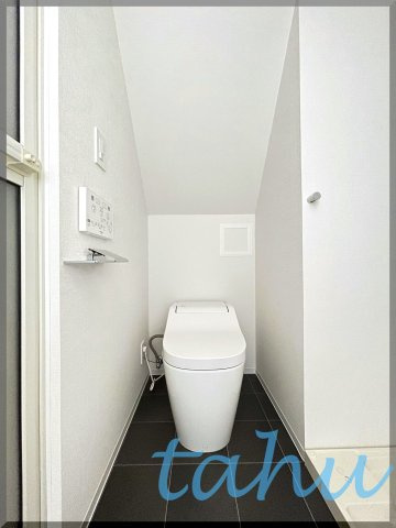 板橋区東新町１丁目の賃貸マンションのトイレ