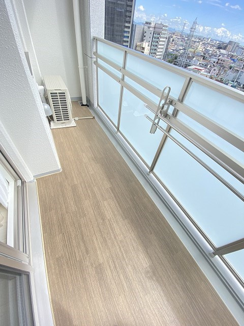 尼崎市七松町１丁目の賃貸マンションのバルコニー