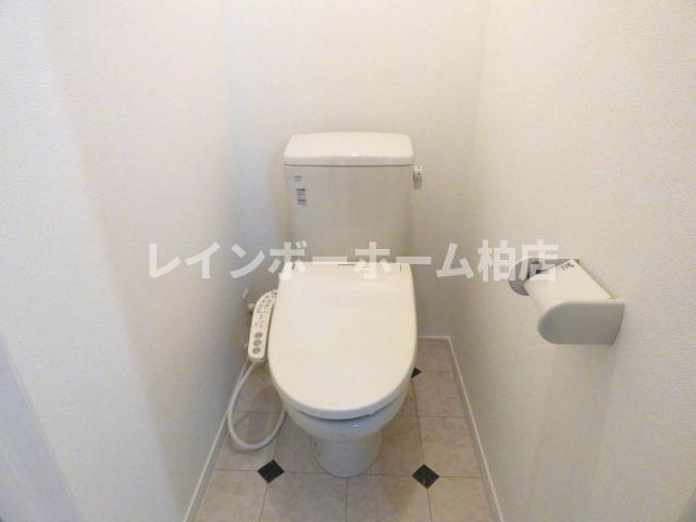 特典：仲介手数料が無料です!!のトイレ|落ち着いた色調のトイレです