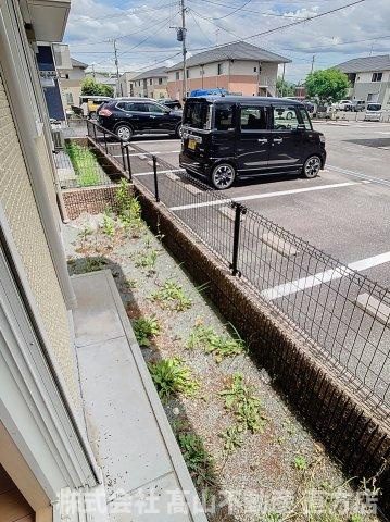 宮若市沼口のアパートのバルコニー