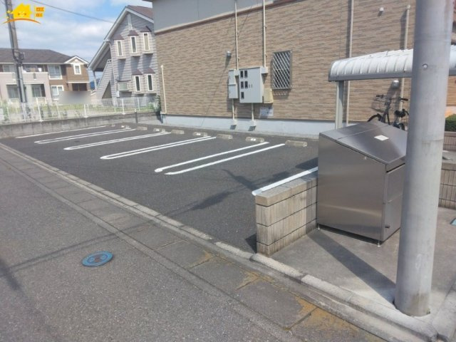 【駐車場】 | マーレエモンティII