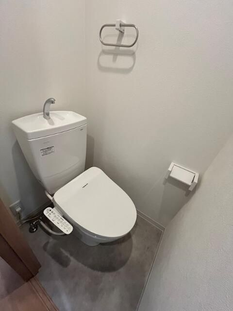 クレスタ鴨居のトイレ