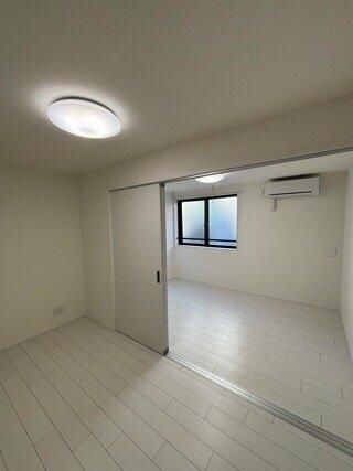 早稲田鶴巻町ＩＭＡハウスの居間・リビング