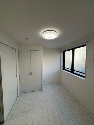 早稲田鶴巻町ＩＭＡハウスの寝室