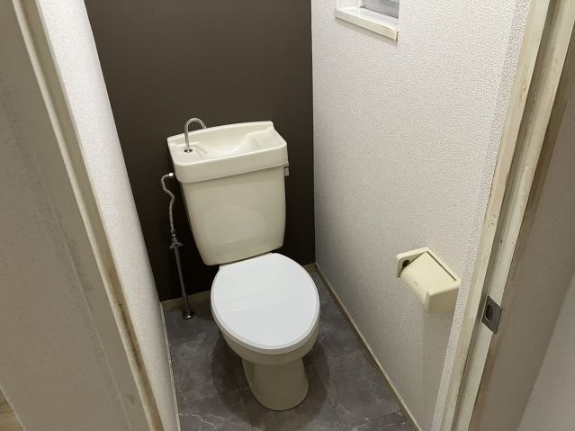 エステートピアＥＢＩＯＫＡのトイレ
