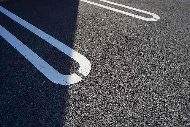 ルミナス　ブランの駐車場