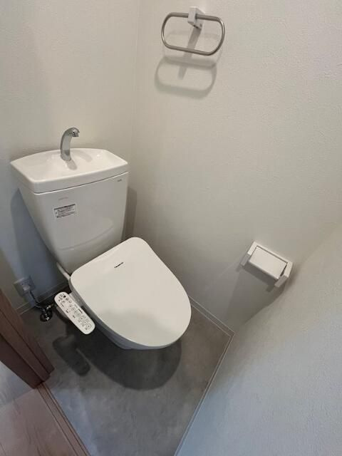 クレスタ鴨居のトイレ