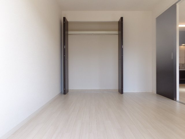 プティハルダの収納|クローゼット