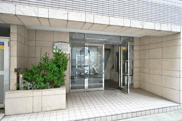 【エントランス】