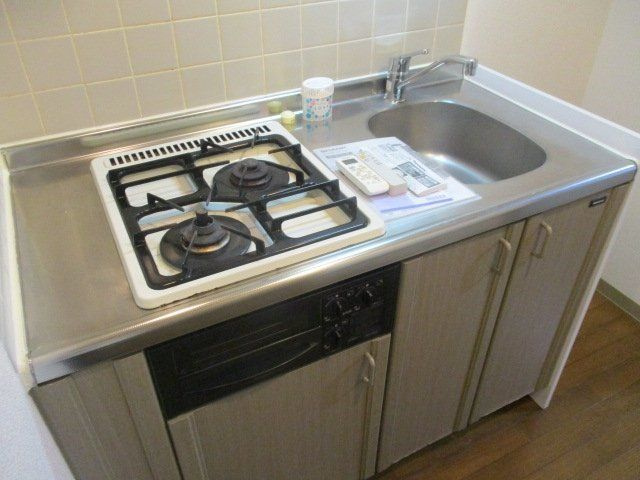 菱和パレス三軒茶屋のキッチン