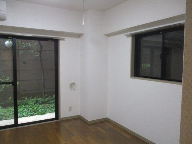 菱和パレス三軒茶屋の寝室