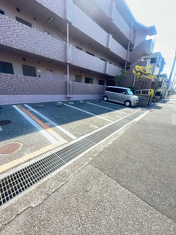 キャトルセゾンの外観