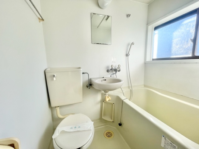 コーポ谷口のトイレ|別部屋の写真になります
イメージとしてご覧ください