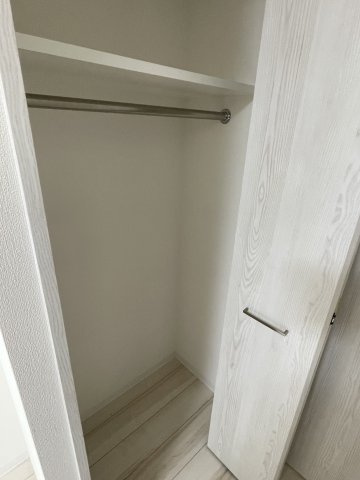 川崎市麻生区高石４丁目の賃貸マンションの収納|別部屋参考写真