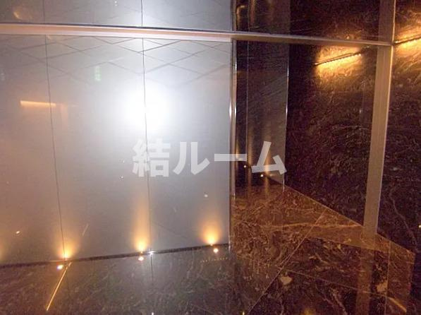 豊島区池袋３丁目の賃貸マンションのロビー