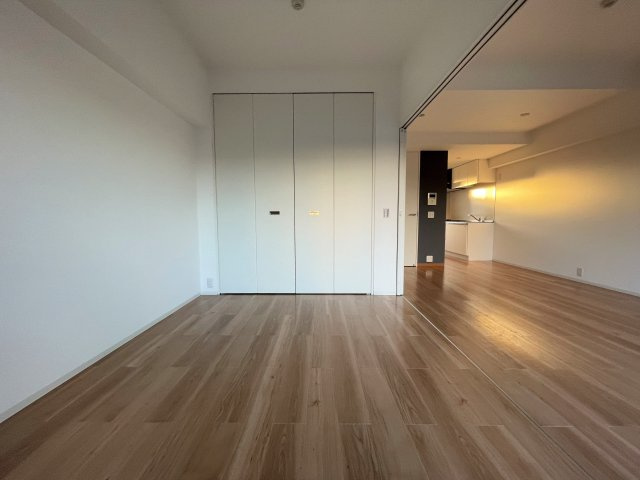 スクエア湘南の洋室