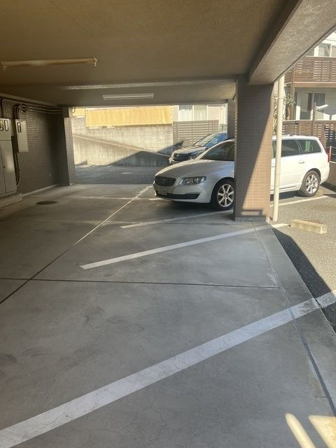 三井フラットの駐車場
