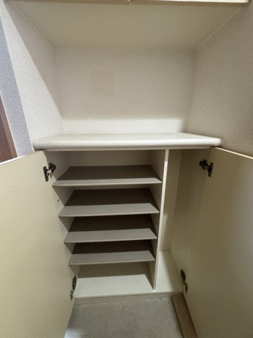 ラポール忍ヶ丘の収納