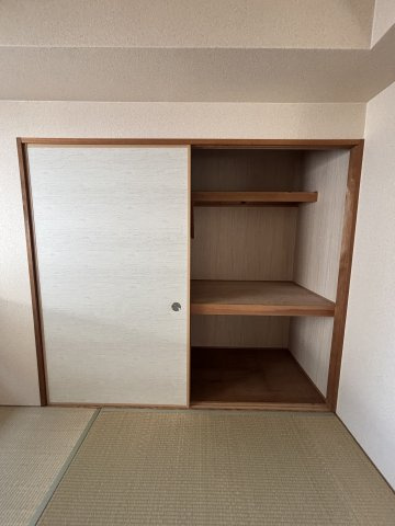 ラポール忍ヶ丘の収納