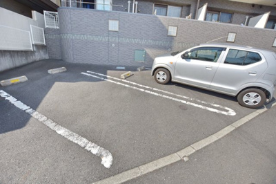 【駐車場】 | ウィステリア海老名