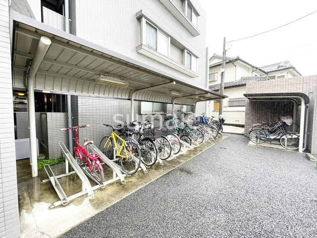 グランプエルタのその他共用部分|駐輪場です。