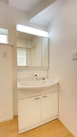 荻野西1丁目の独立洗面台