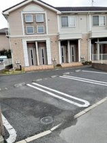 駐車場に車を止められます