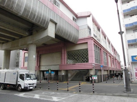 村上駅まで700m
