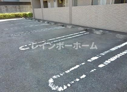 プリムローズＫ　Ⅱの駐車場