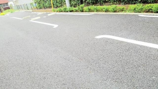 車をお持ちの方に嬉しい駐車場付きの物件です