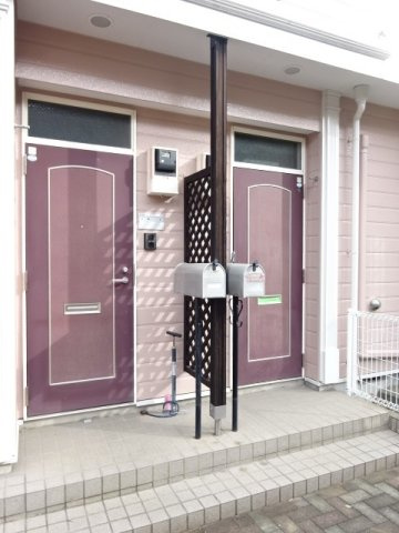 落ち着いたエントランスです