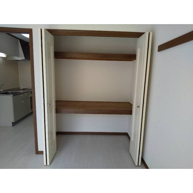 内装は落ち着いています