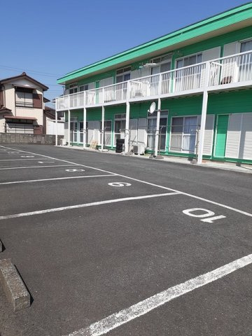 駐車場に車を止められます
