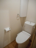 清潔感のあるトイレです