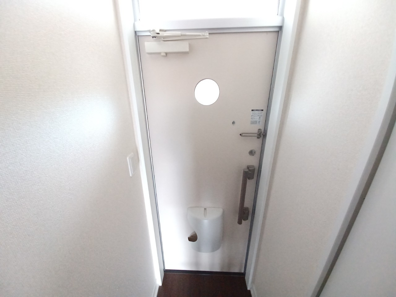 落ち着いた玄関です