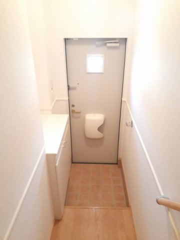 明るい玄関です