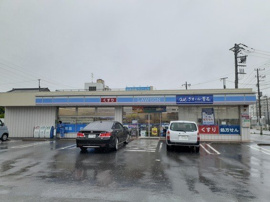 ローソン市原八幡店まで700m